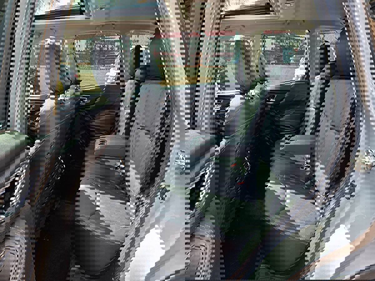 Used 2020 Subaru Forester Limited image 25