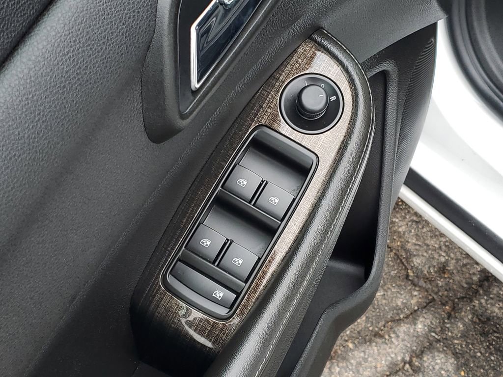 Used 2016 Chevrolet Malibu LT image 10