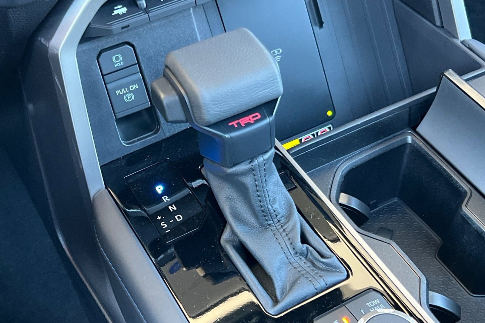 New 2026 Toyota Sequoia Platinum AWD/4WD image 25