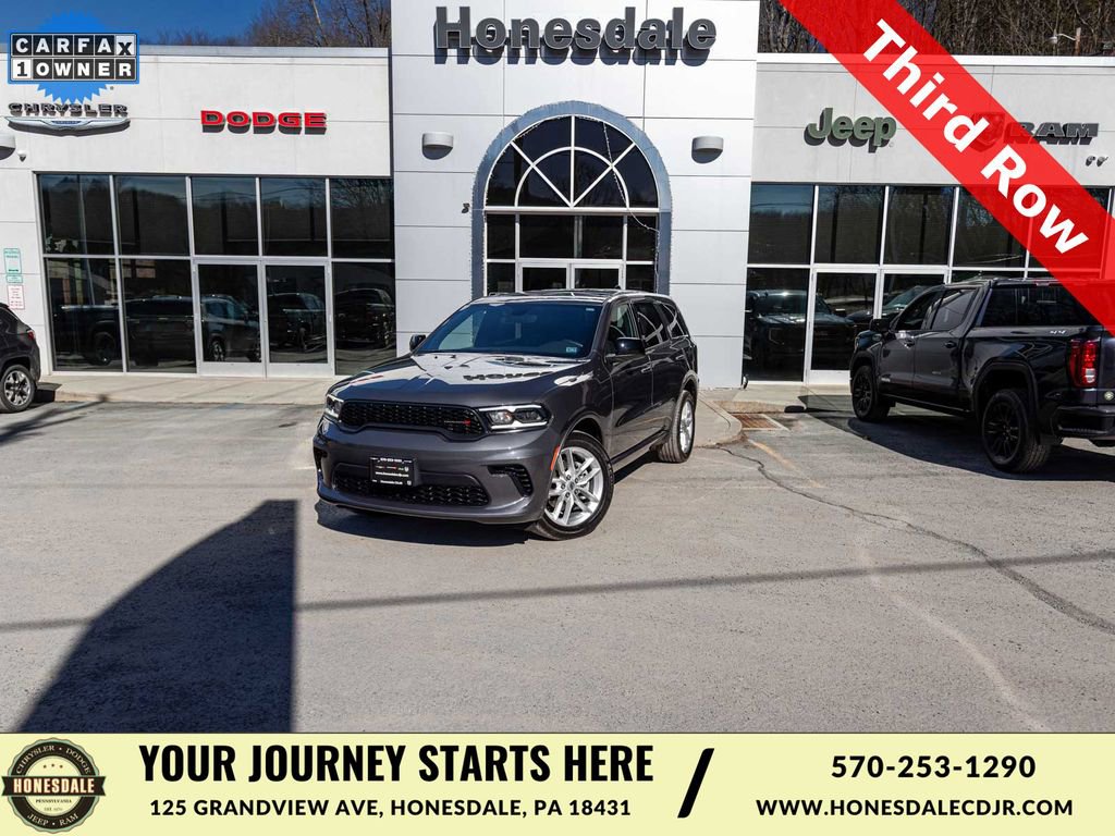 Used 2025 Dodge Durango GT image 1