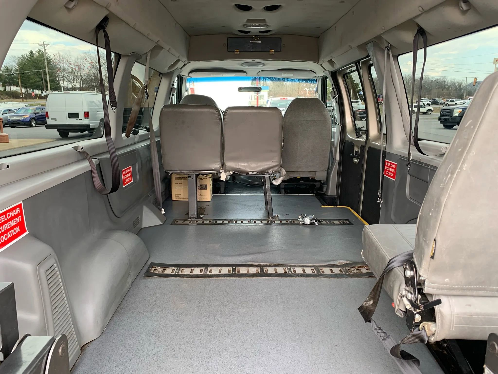 Used 2007 Ford E-350 and Econoline 350 XL image 45