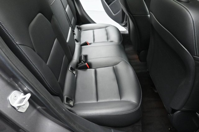 Used 2015 Mercedes-Benz GLA 250 4MATIC image 24