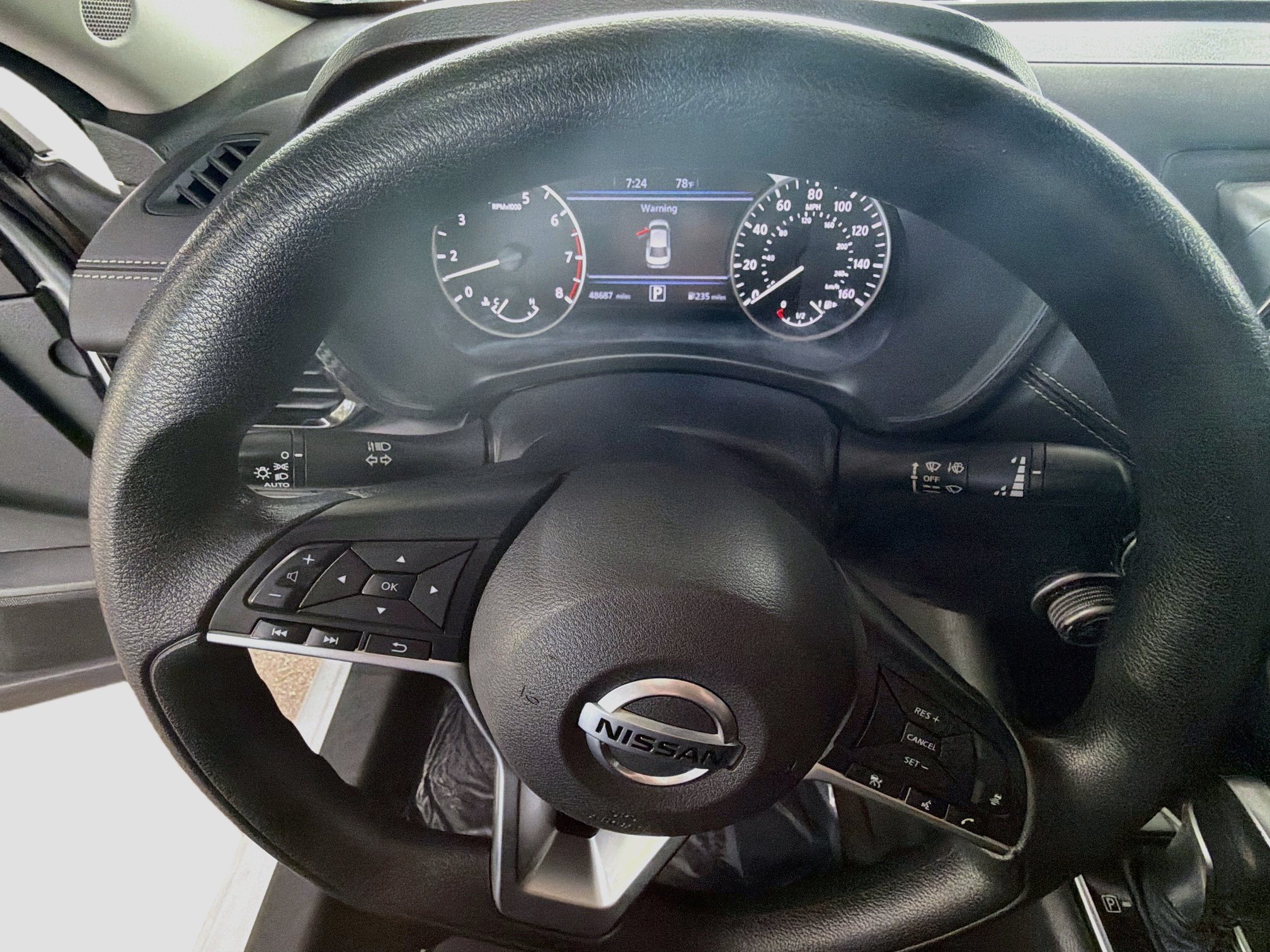 Used 2023 Nissan Sentra SV FWD image 17