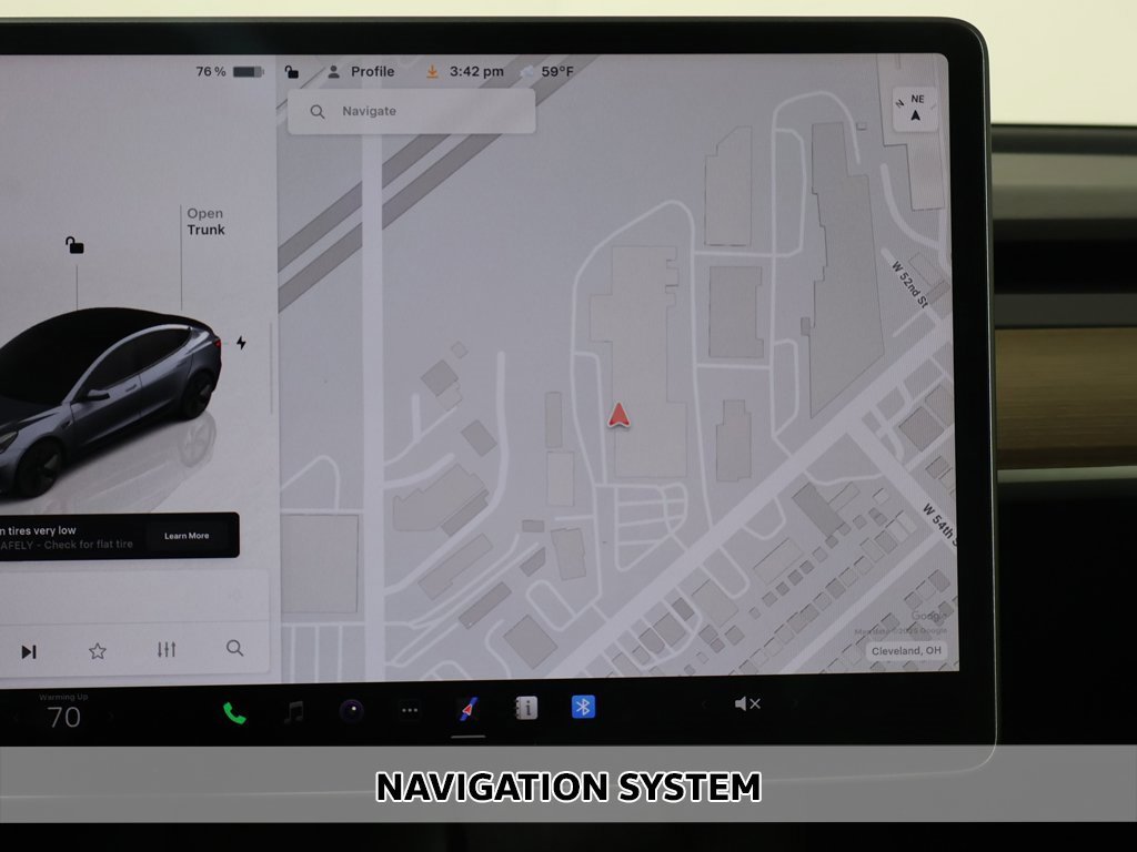 Used 2023 Tesla Model 3 Standard Range image 4