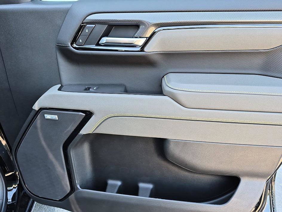 New 2026 Chevrolet Silverado 1500 ZR2 AWD/4WD image 34