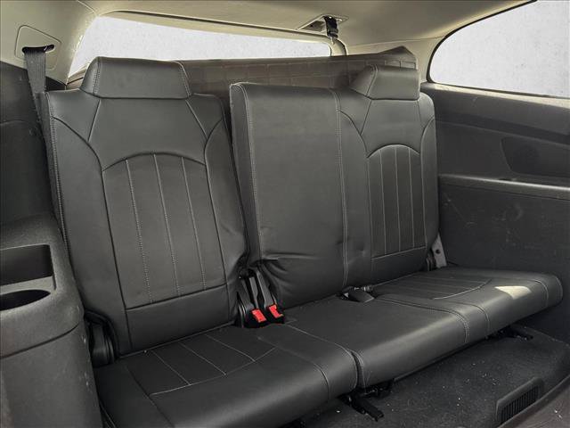 Used 2016 Chevrolet Traverse LTZ FWD image 17