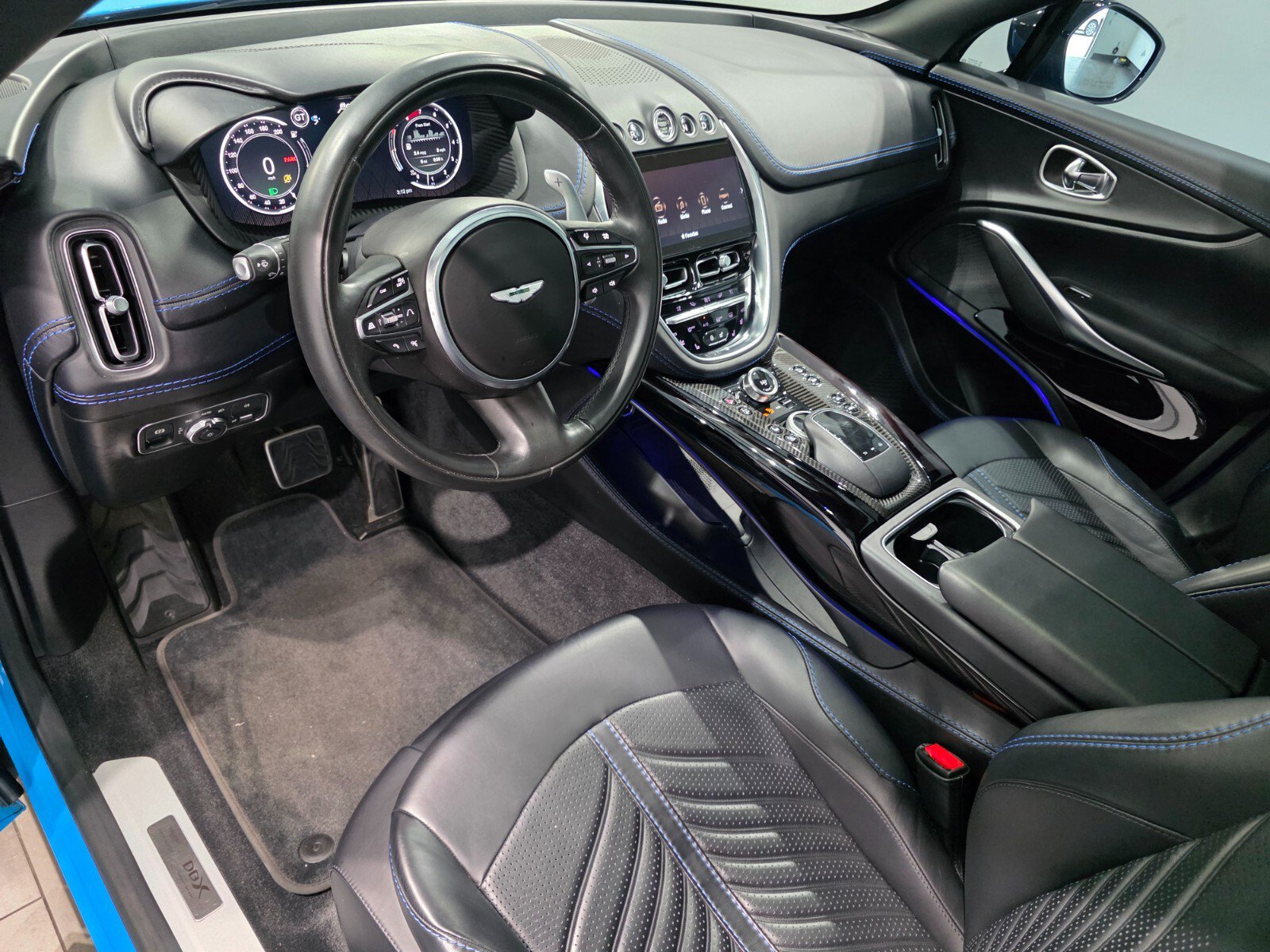Used 2023 Aston Martin DBX 707 AWD/4WD image 3