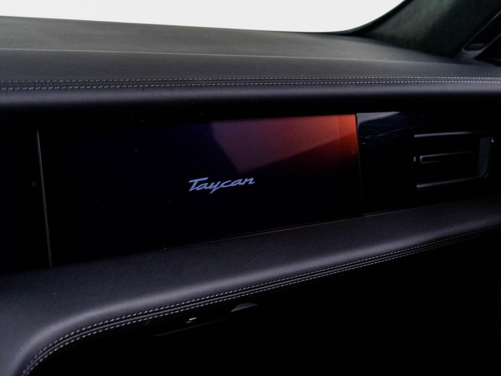 Used 2024 Porsche Taycan GTS w/ Premium Package (P6U) image 86