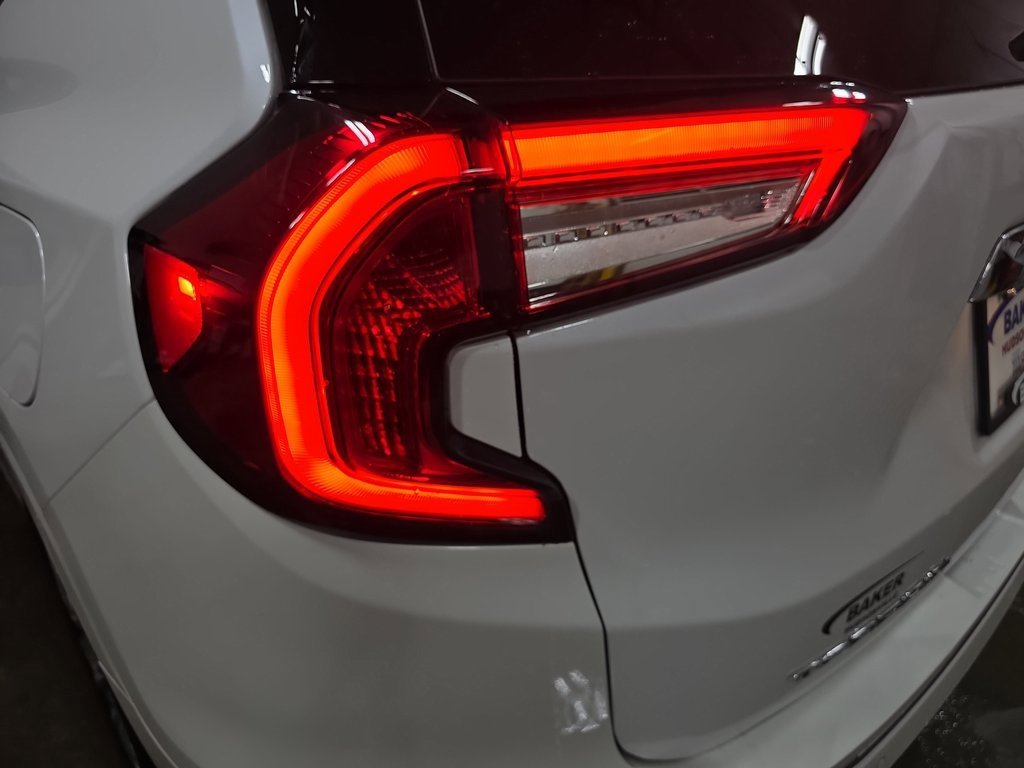 Used 2024 GMC Terrain Denali w/ Denali Premium Package image 39