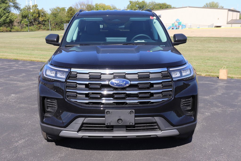 New 2026 Ford Explorer Active image 5