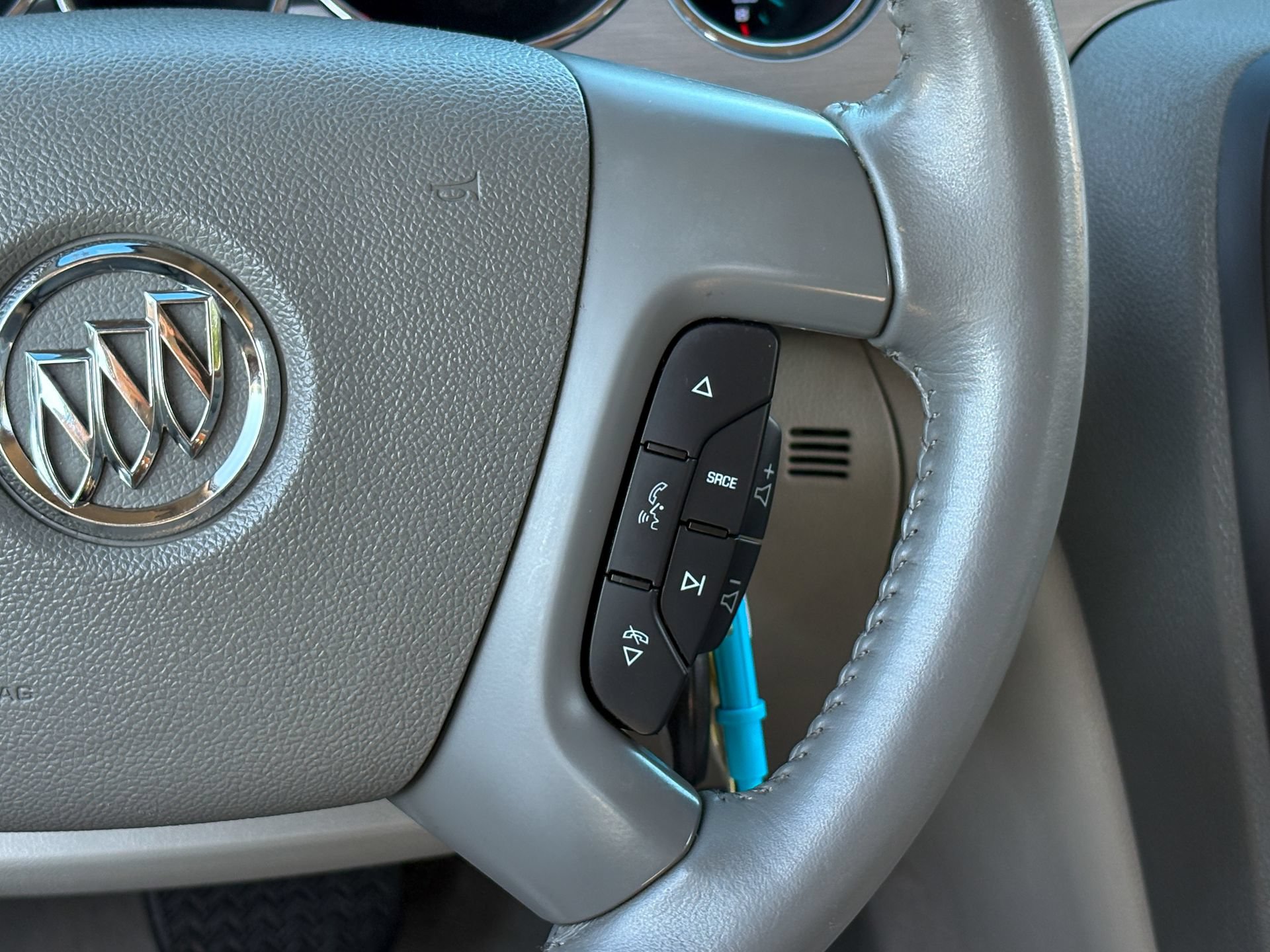 Used 2012 Buick Enclave Leather FWD image 19