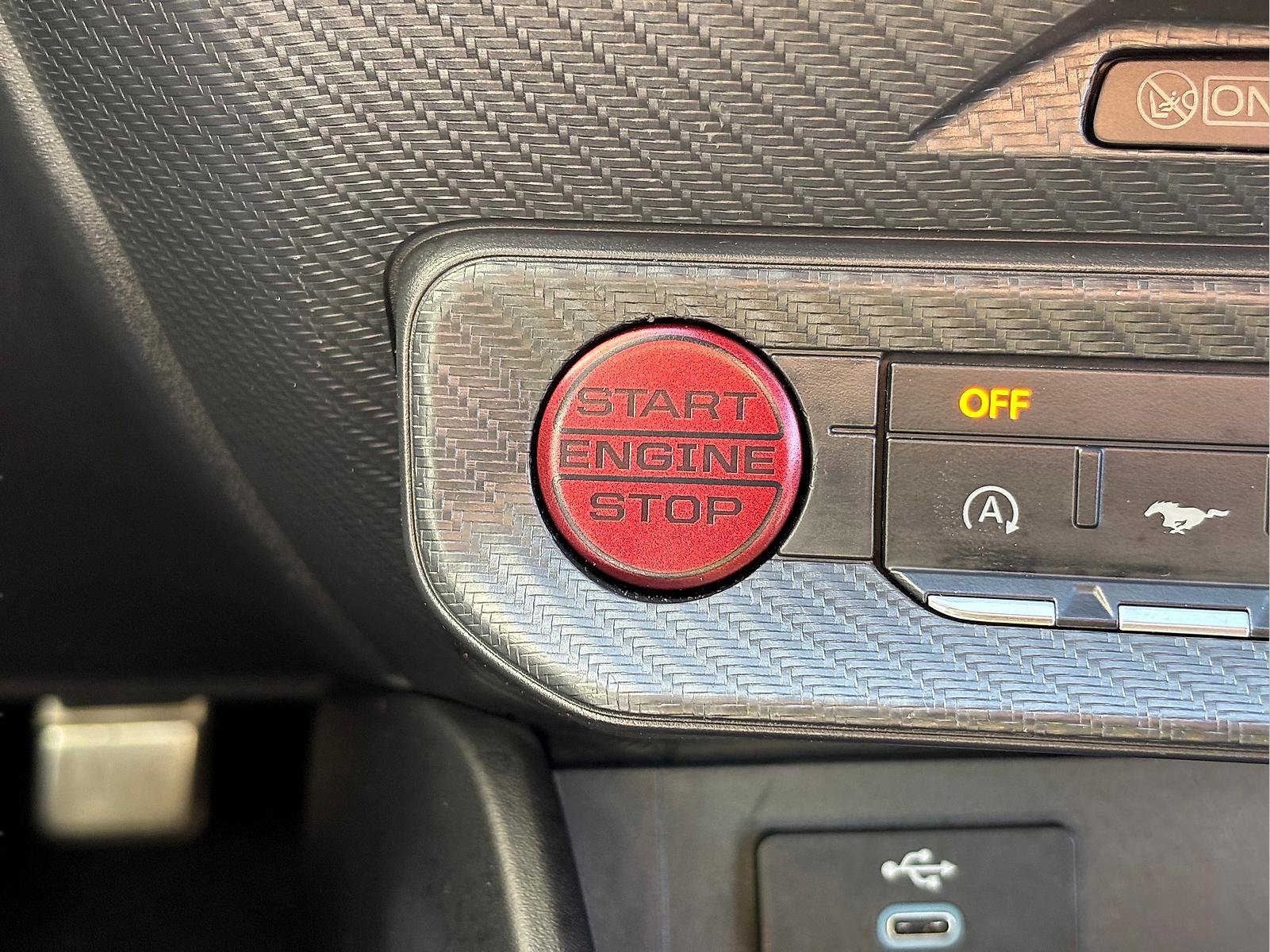 Used 2025 Ford Mustang Premium RWD image 23