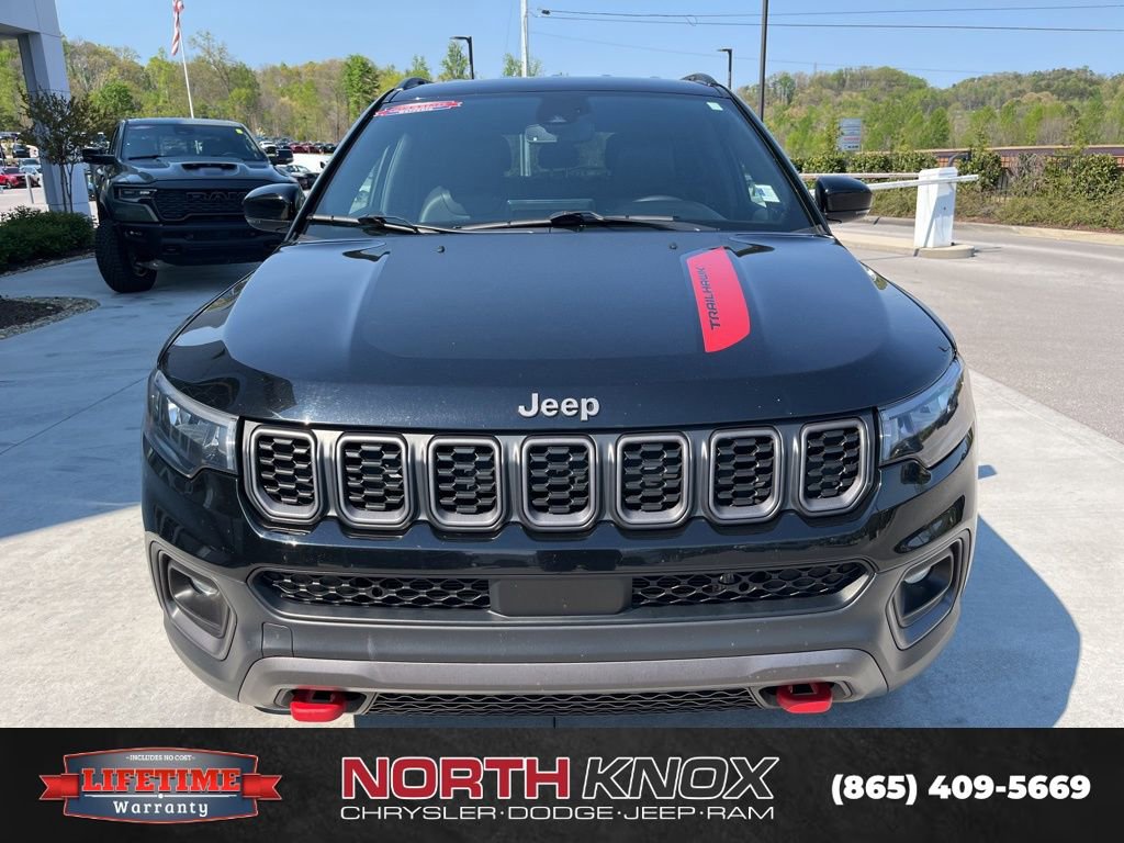 Used 2024 Jeep Compass Trailhawk AWD/4WD image 29