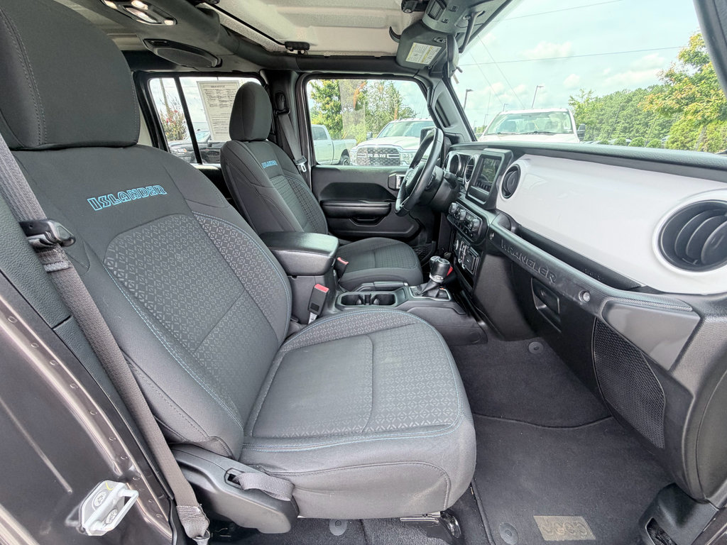 Used 2021 Jeep Wrangler Unlimited Sport AWD/4WD image 23