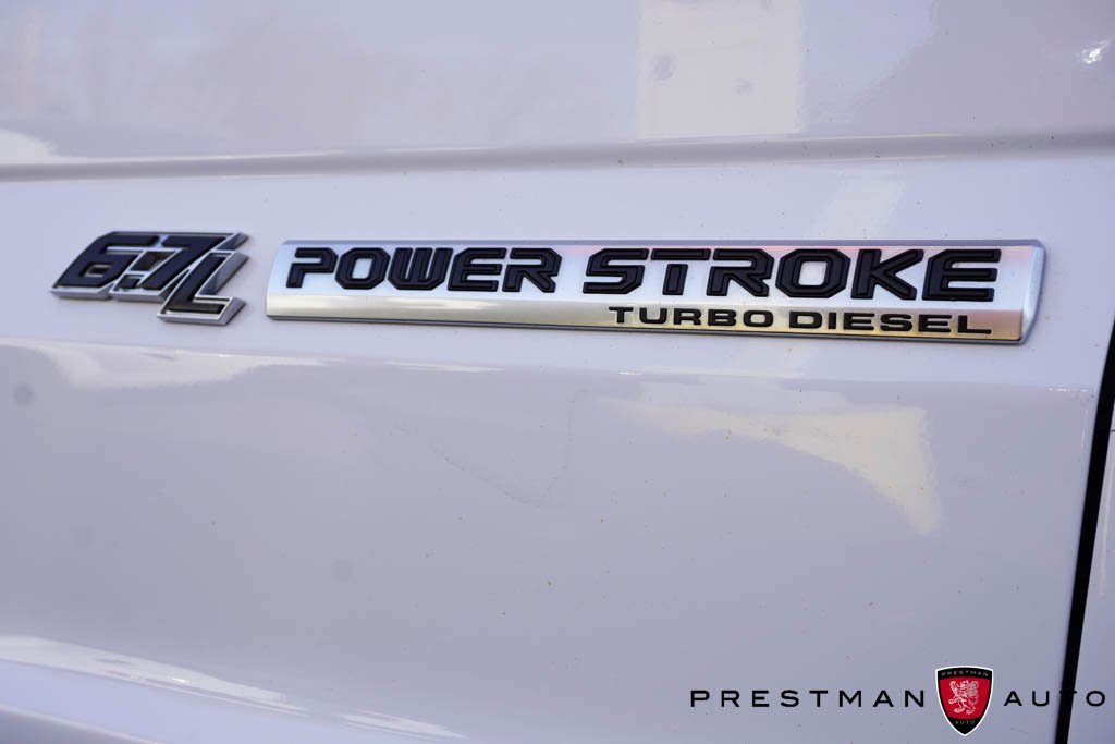 Used 2018 Ford F250 Lariat w/ Lariat Ultimate Package image 4