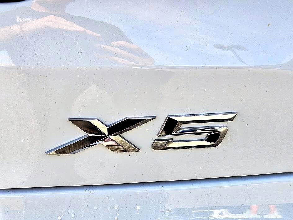 Used 2024 BMW X5 xDrive50e image 14
