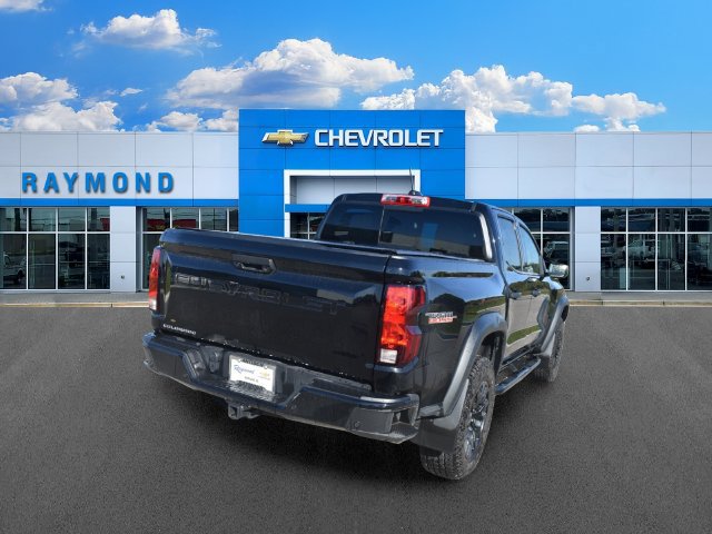 Used 2026 Chevrolet Colorado Trail Boss AWD/4WD image 3