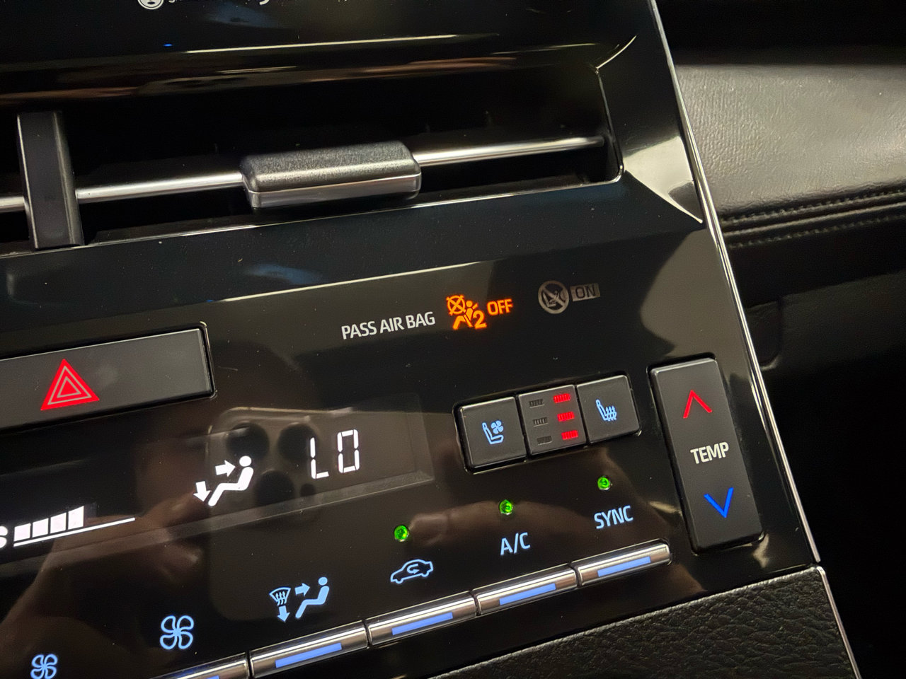 Used 2019 Toyota Avalon Touring w/ Advanced Safety Package image 22