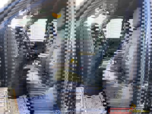 Used 2021 Chevrolet Silverado 1500 LT Trail Boss w/ Convenience Package II image 23