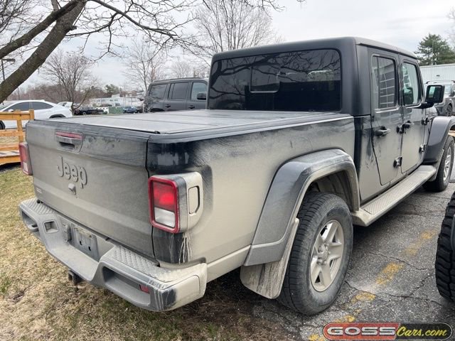 Used 2021 Jeep Gladiator Sport image 3