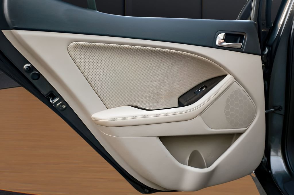 Used 2014 Kia Optima EX w/ Paint Protection Film Package image 20