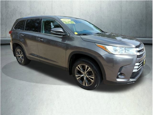 Used 2019 Toyota Highlander LE image 7