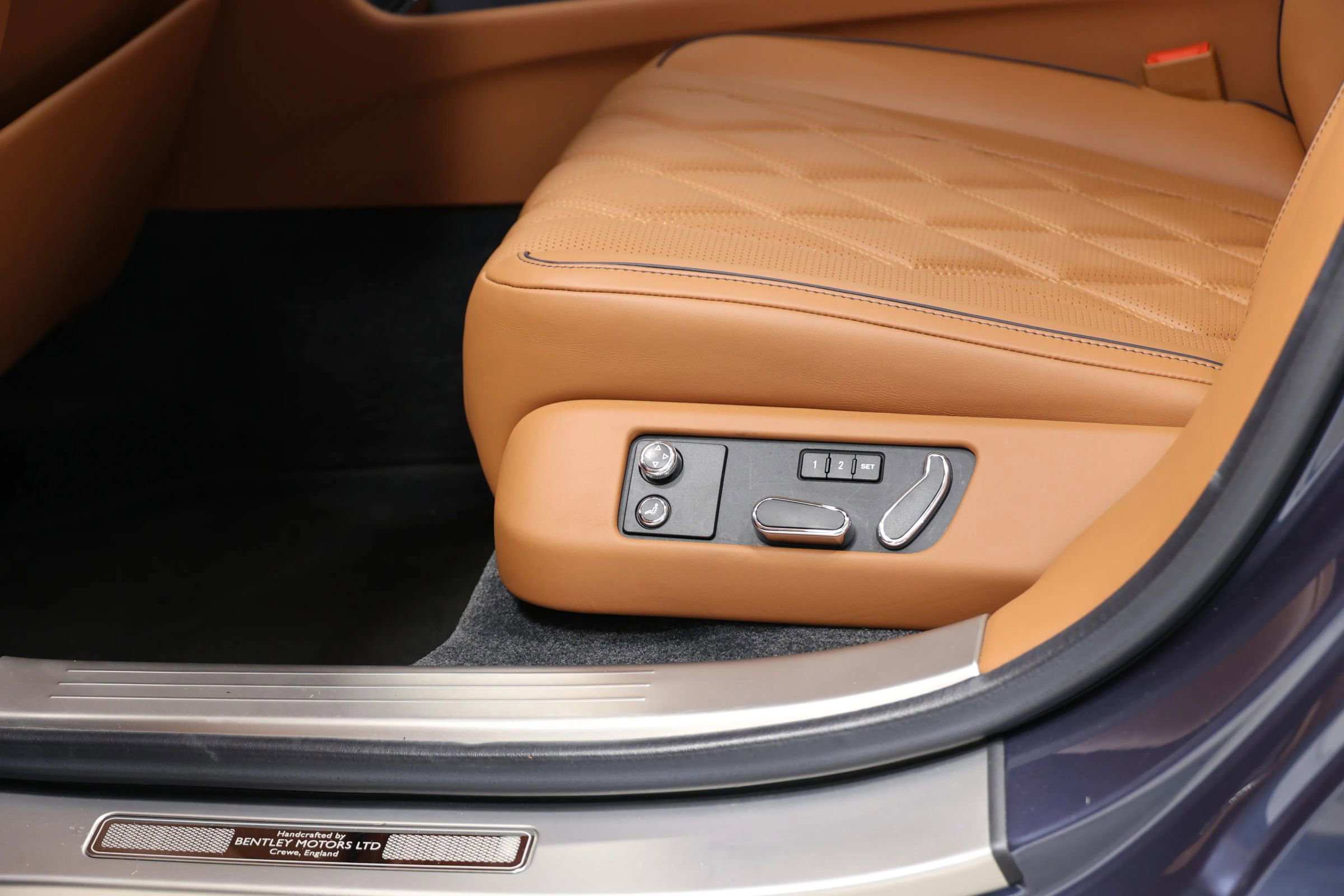 Used 2016 Bentley Flying Spur W12 AWD/4WD image 46