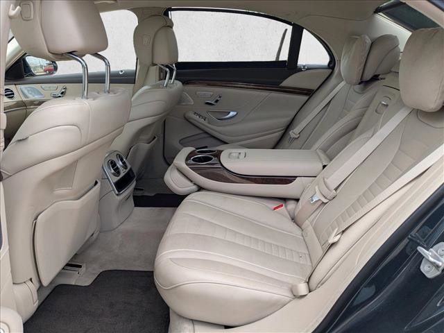 Used 2017 Mercedes-Benz S 550 Sedan image 21