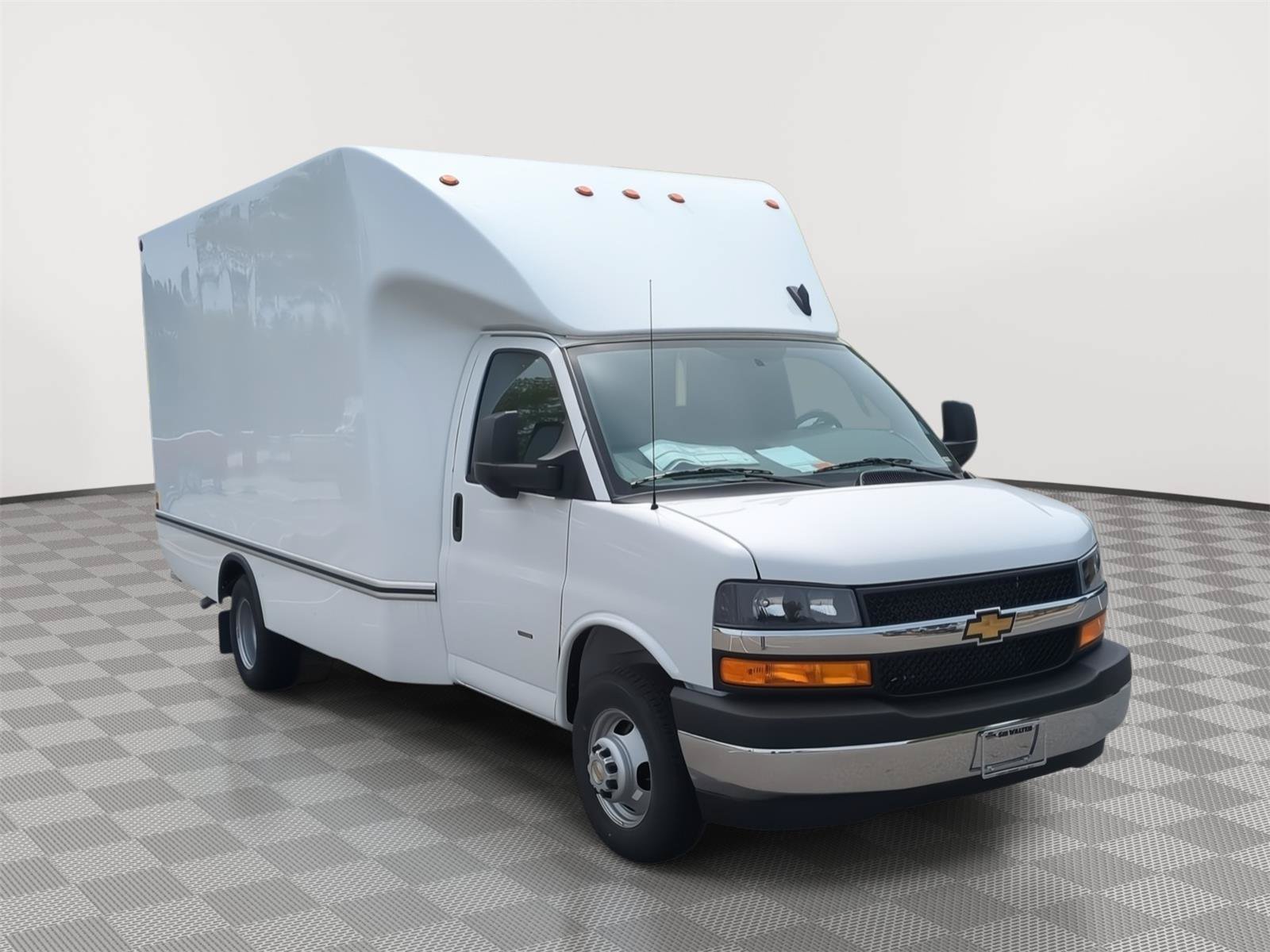New 2025 Chevrolet Express 3500 w/ Power Convenience Package RWD image 8
