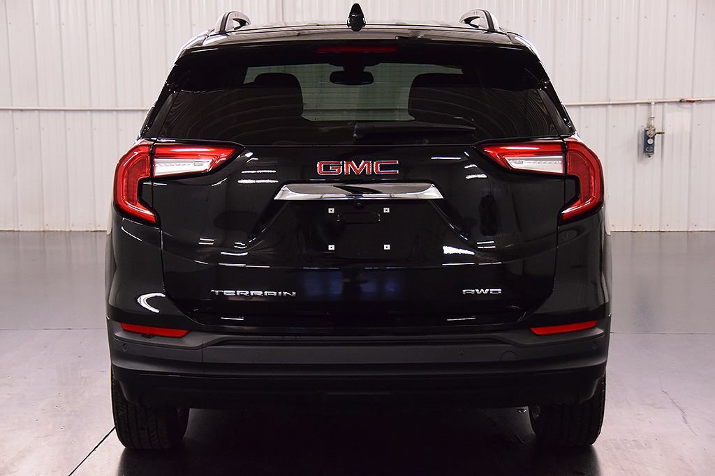 Used 2024 GMC Terrain SLE w/ Driver Convenience Package AWD/4WD image 6