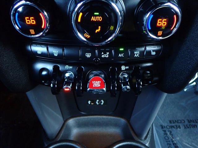 Used 2015 MINI Cooper 2-Door Hardtop image 19