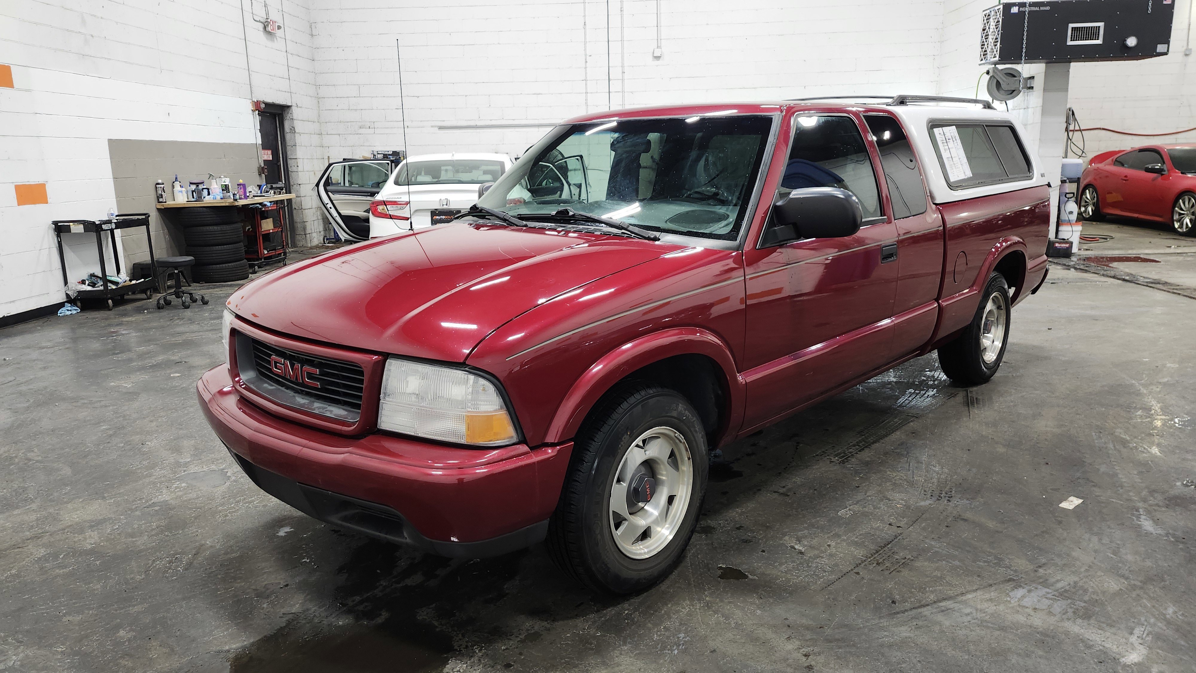 Used 2001 GMC Sonoma SLS w/ Super Spec Pkg 3 image 10