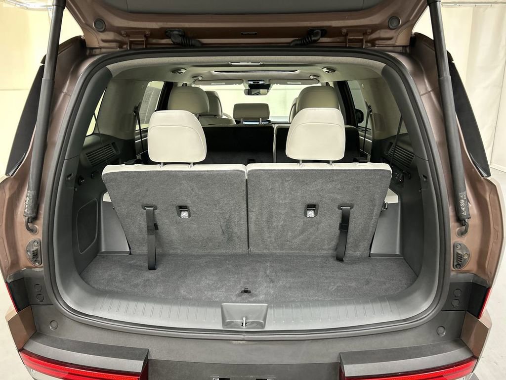 Used 2024 Hyundai Santa Fe Limited AWD/4WD image 24