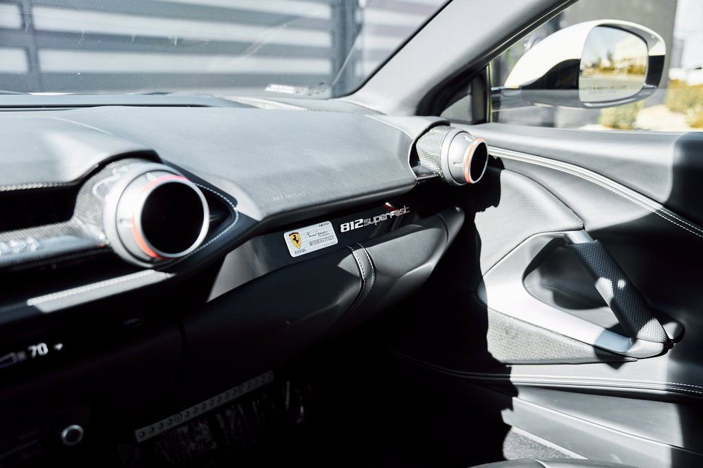 Used 2019 Ferrari 812 Superfast image 64