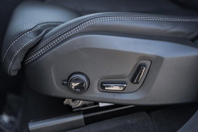 New 2026 Volvo XC90 B6 Ultra w/ Protection Package Premier image 36