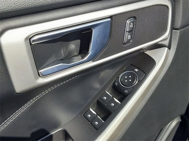 Used 2022 Ford Explorer XLT w/ Equipment Group 202A image 21
