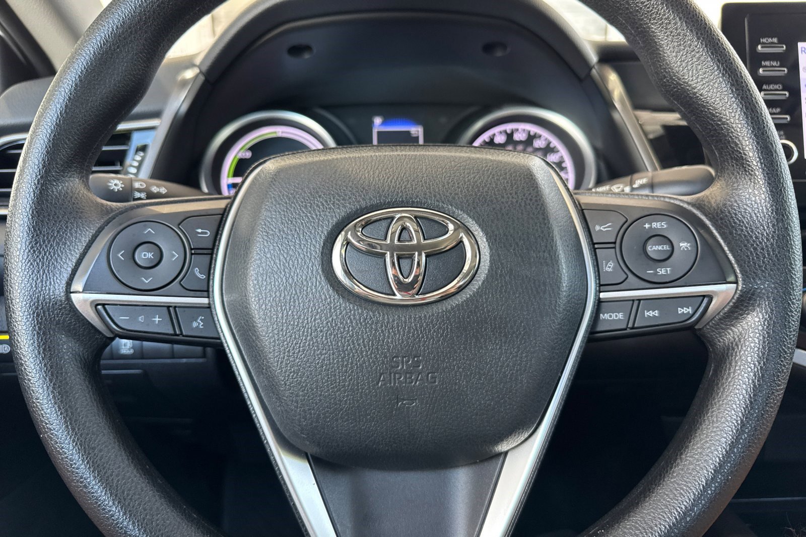 Used 2022 Toyota Camry LE FWD image 28