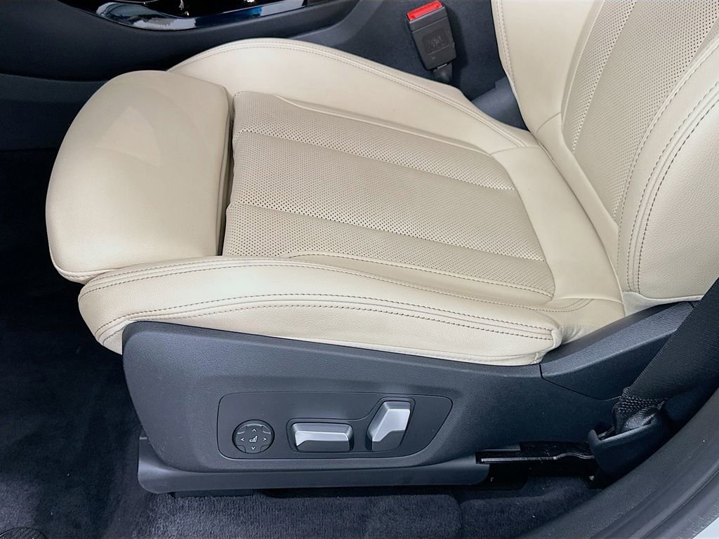 Certified 2023 BMW X3 xDrive30i w/ Premium Package w/ZPA AWD/4WD image 20