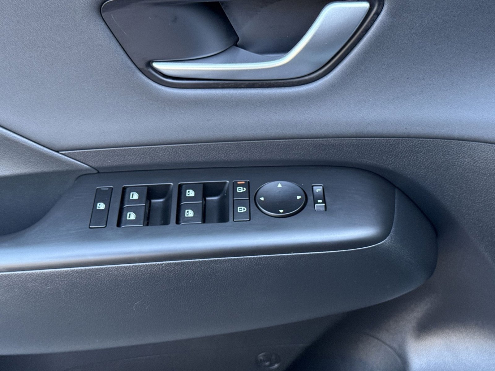 Certified 2026 Hyundai Kona SEL Premium image 15