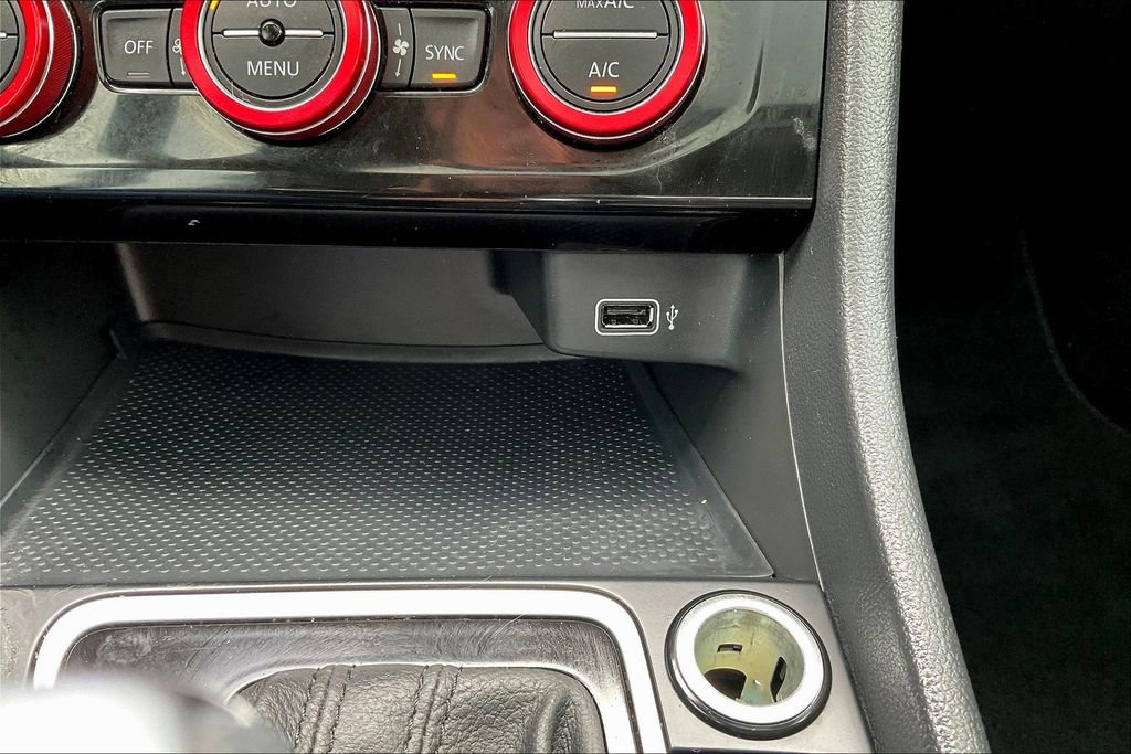 Used 2019 Volkswagen Jetta SEL image 25
