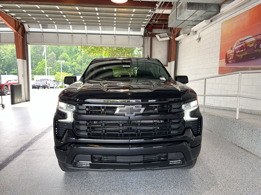New 2026 Chevrolet Silverado 1500 RST w/ Z71 Off-Road Package AWD/4WD image 2