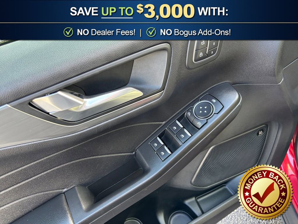 Used 2021 Ford Escape Titanium w/ Class II Trailer Tow Package image 16