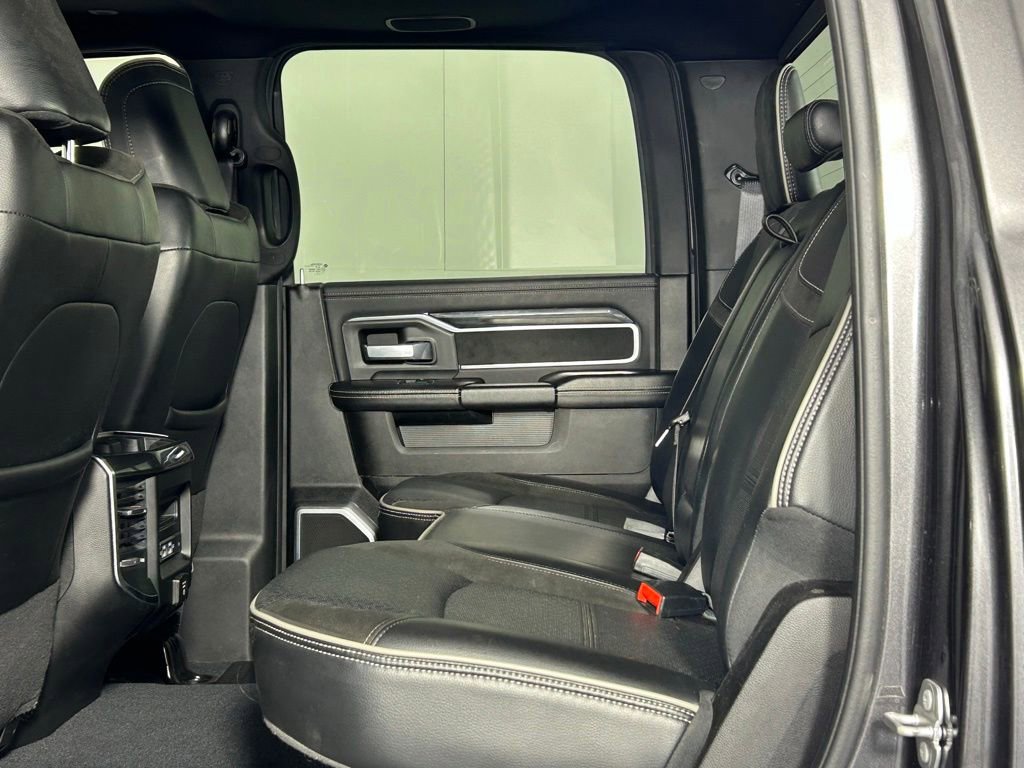 Used 2022 RAM 3500 Laramie AWD/4WD image 16