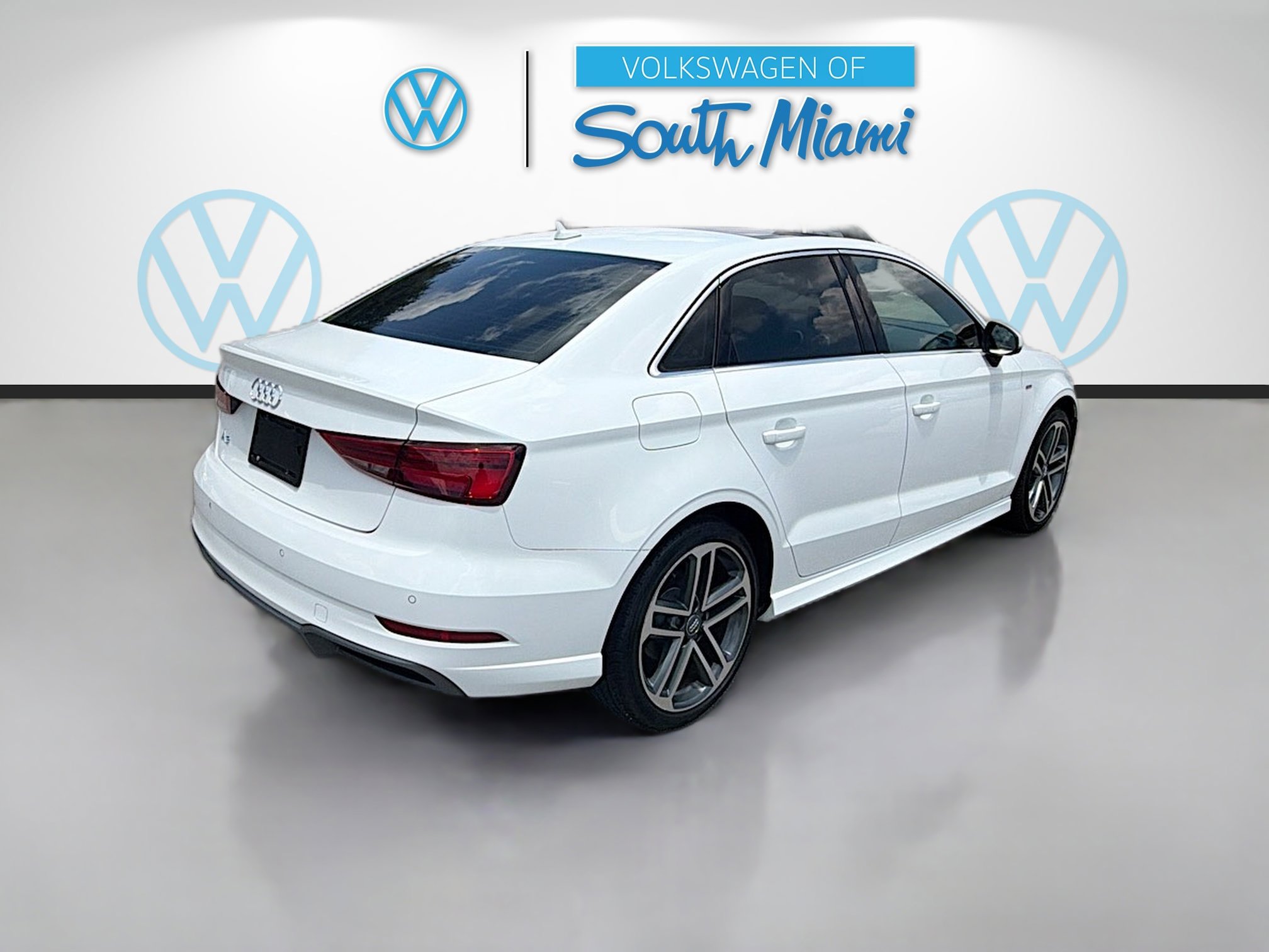 Used 2018 Audi A3 2.0T Premium Plus FWD image 7
