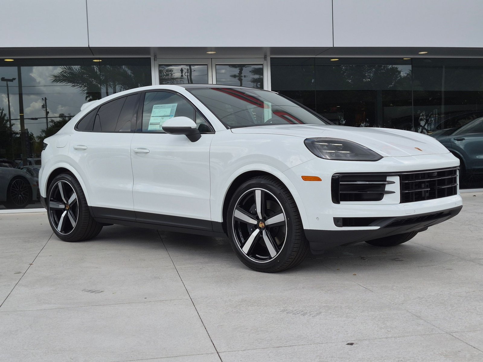 New 2026 Porsche Cayenne Coupe AWD/4WD image 7