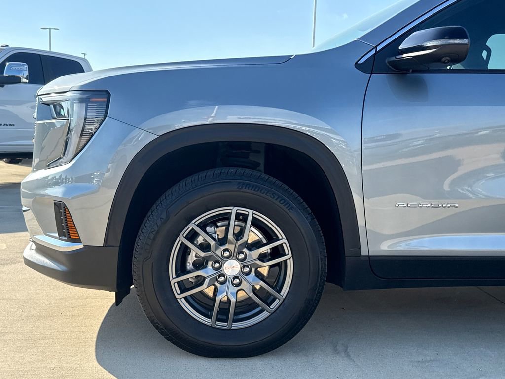Used 2025 GMC Acadia Elevation FWD image 5
