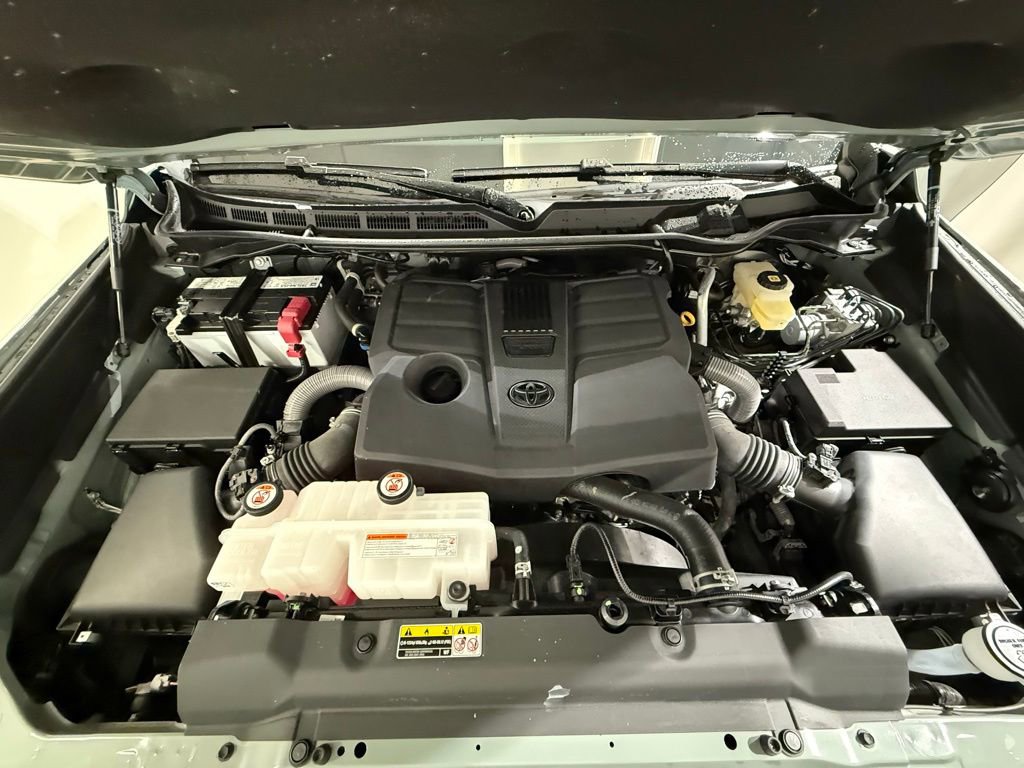 Used 2025 Toyota Tundra SR5 w/ SR5 Convenience Package image 10