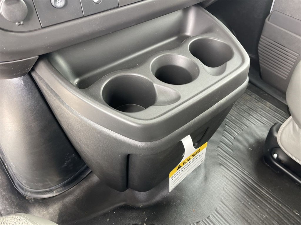 New 2025 Chevrolet Express 2500 w/ Driver Convenience Package image 15