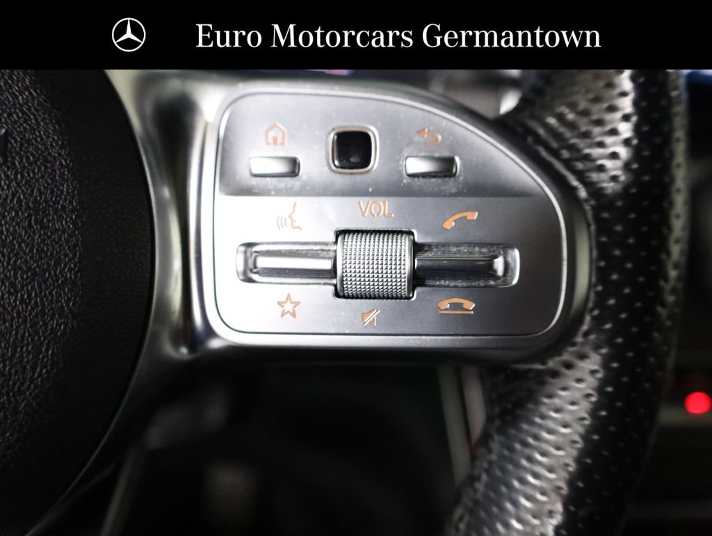 Used 2021 Mercedes-Benz GLC 300 4MATIC Coupe image 13