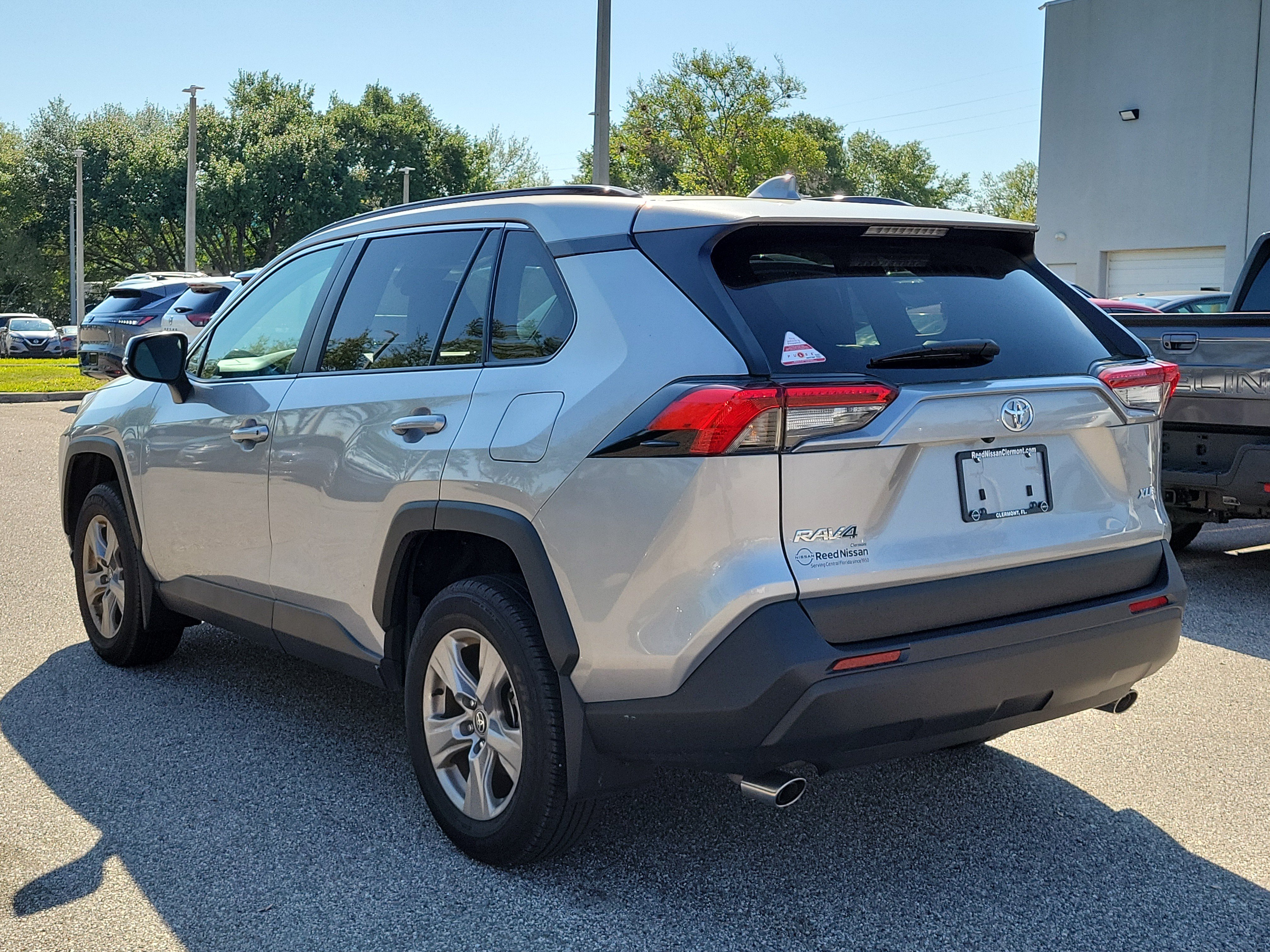 Used 2025 Toyota RAV4 XLE FWD image 7
